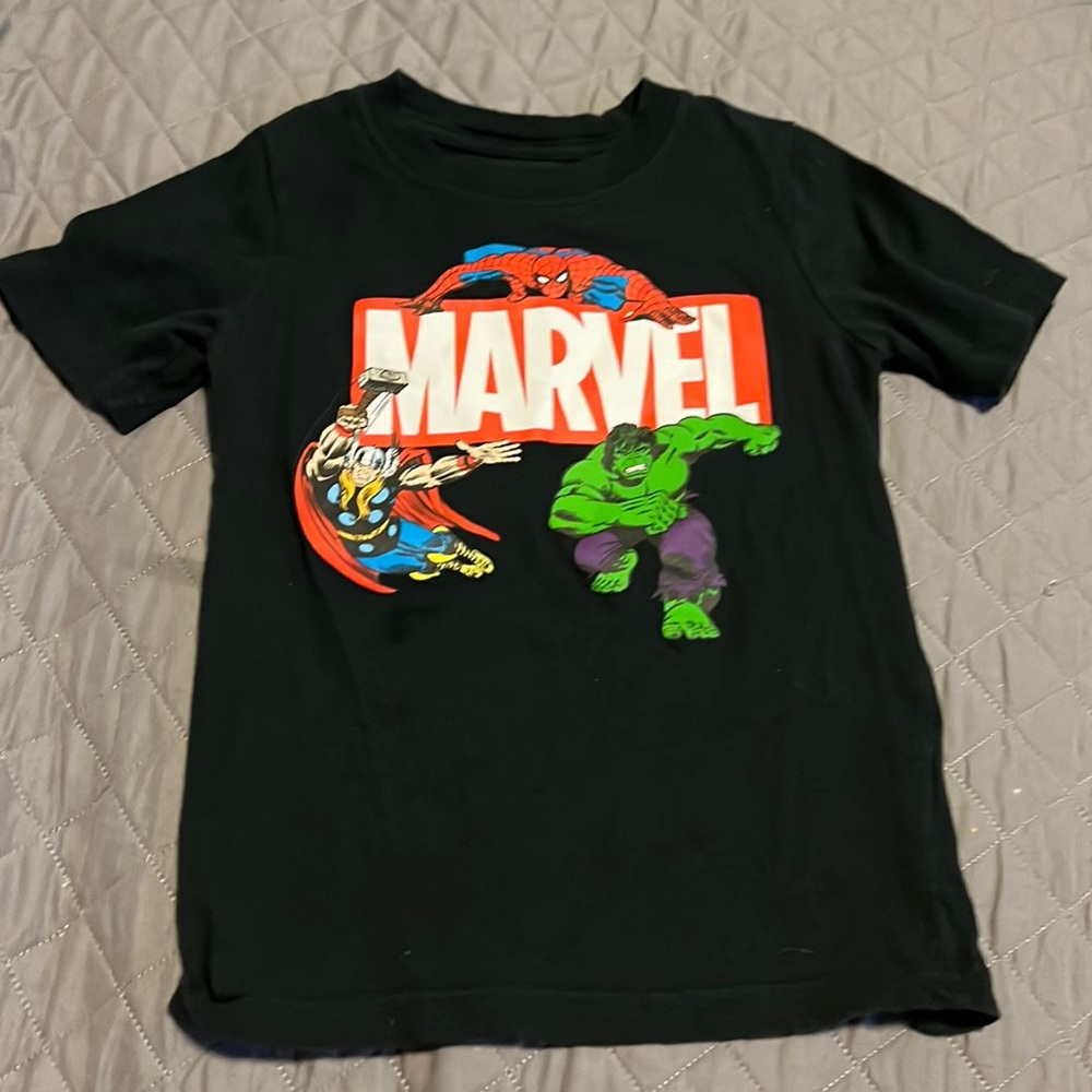 Marvel 4t shirt